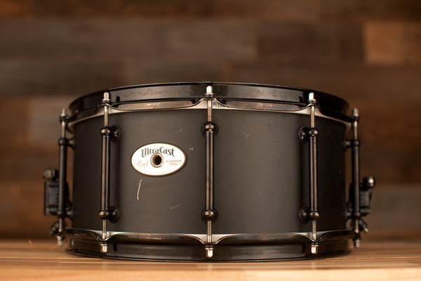 激安価格の Pearl UltraCast Snare Drum 14×5 打楽器 - vsis.lk