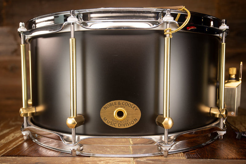 NOBLE & COOLEY 14 X 7 SS CLASSIC SOLID OAK SNARE DRUM MATTE BLACK – Drumazon