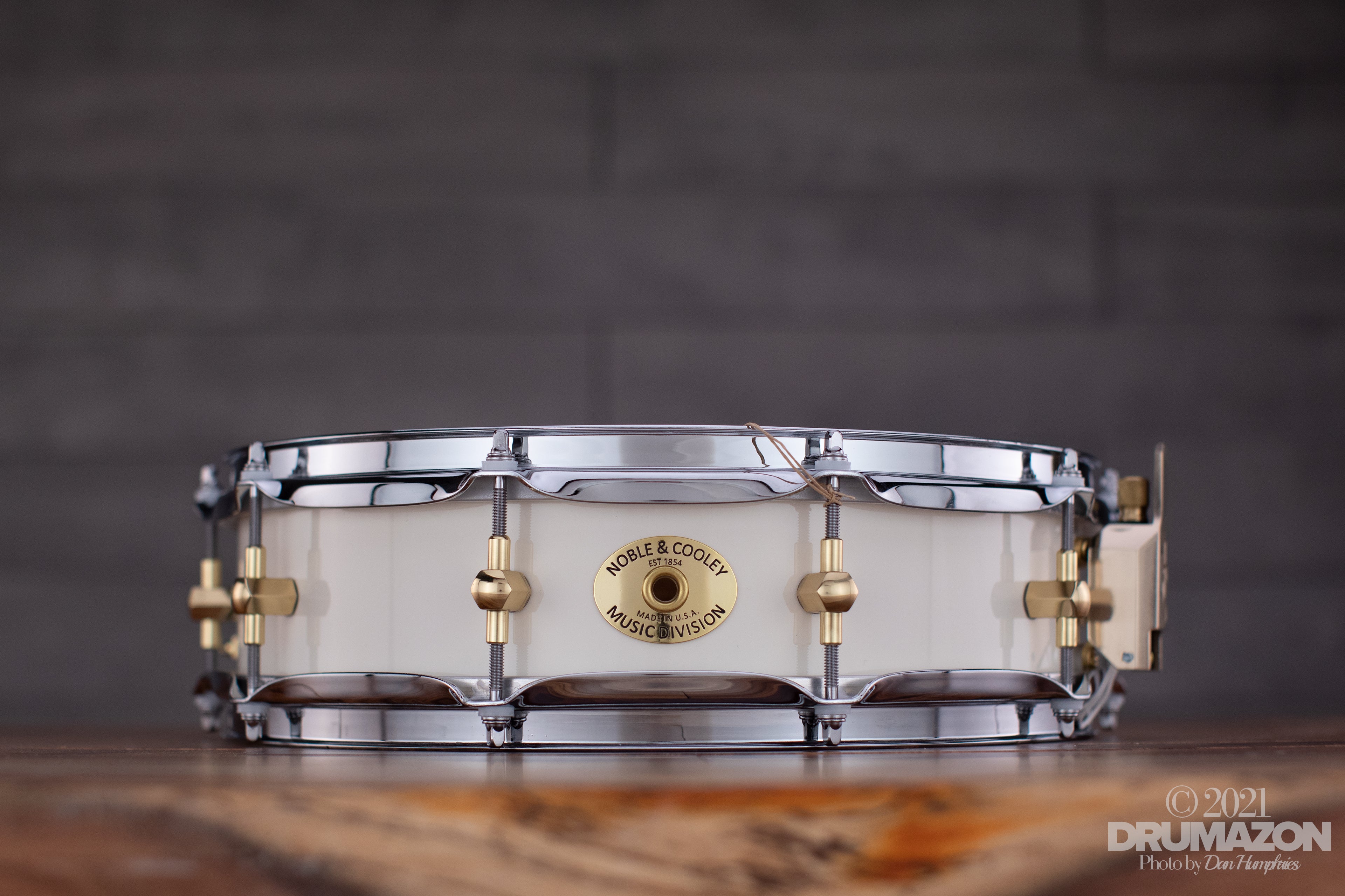 NOBLE & COOLEY 14 X 3.875 SS CLASSIC MAPLE PICCOLO SNARE DRUM, IVORY L –  Drumazon