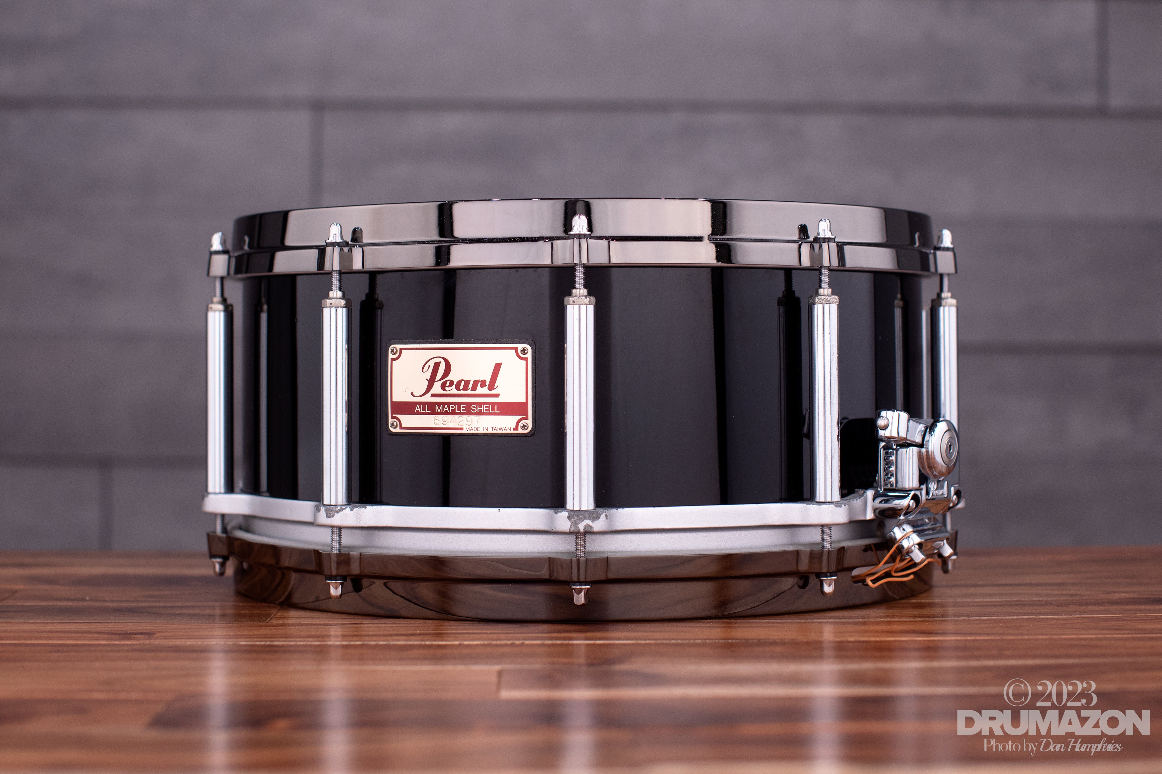 PEARL 14 X 6.5 FREE FLOATING MAPLE SNARE DRUM, PIANO BLACK (PRE-LOVED) –  Drumazon