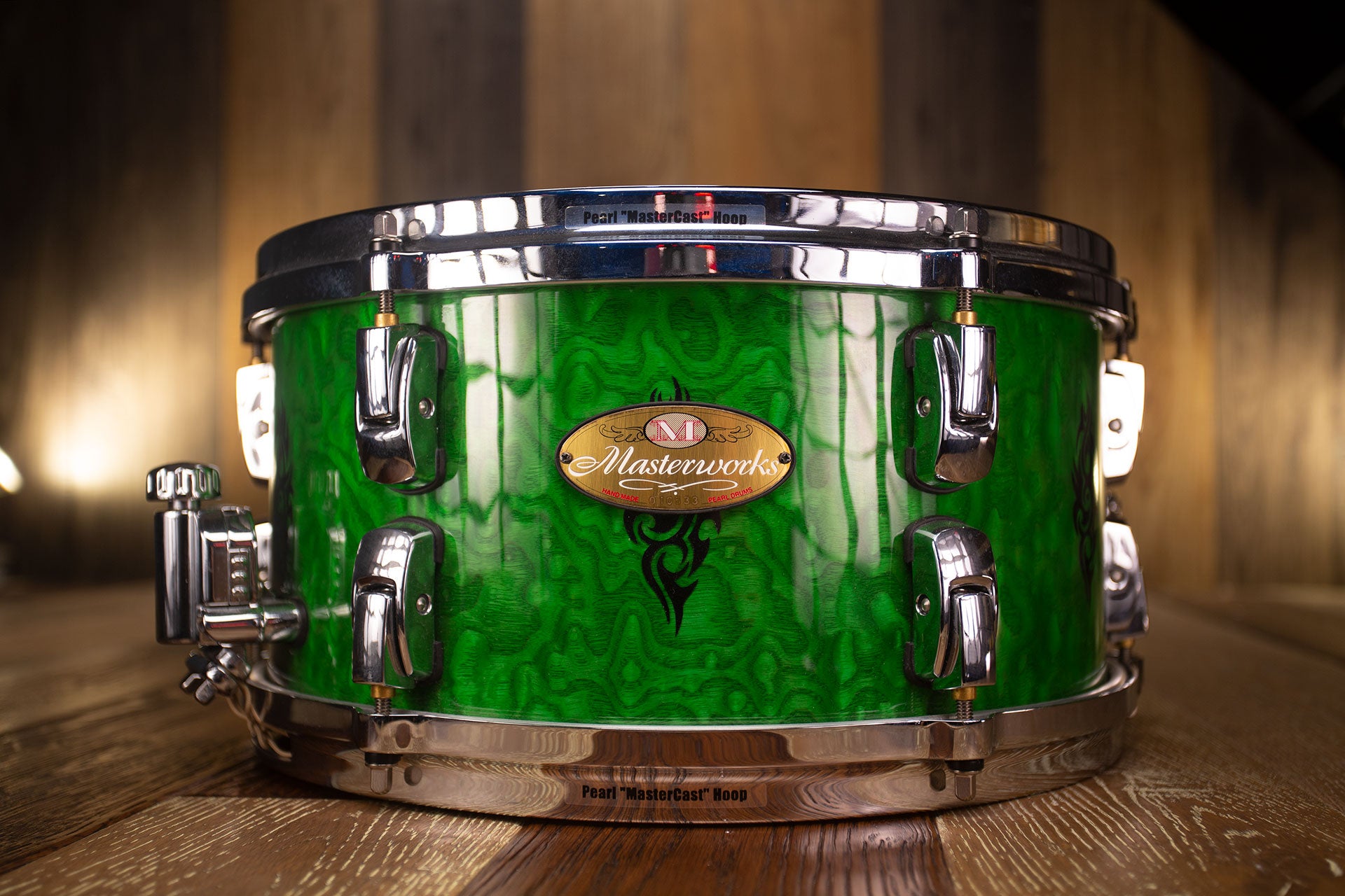 PEARL MASTERWORKS ARTISAN 13 X 6 SNARE DRUM, GREEN TAMO WITH TRIBAL GR –  Drumazon