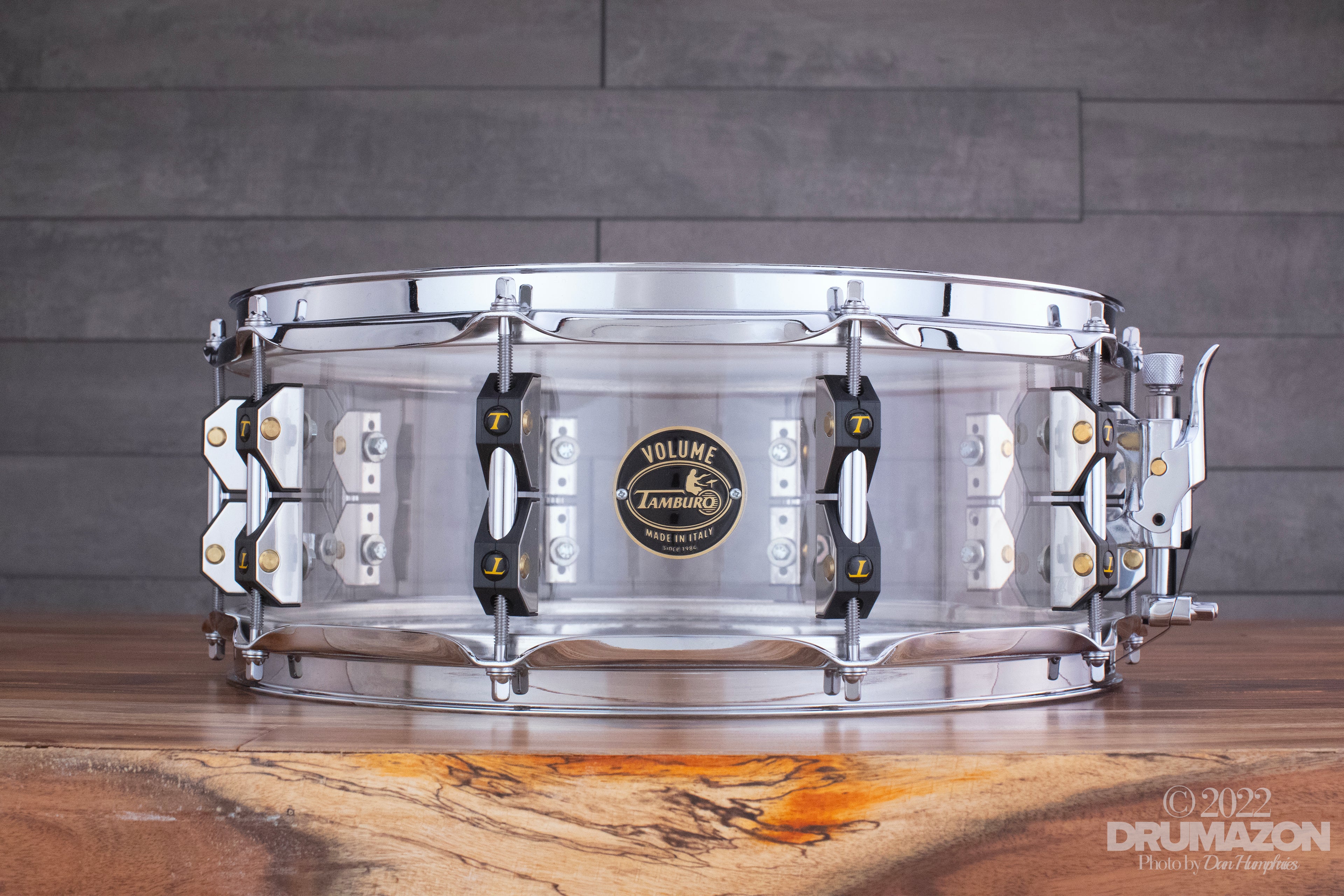 VOLUME ACRYLIC SHELL SNARE DRUMVOLUME ACRYLIC SHELL SNARE DRUM  