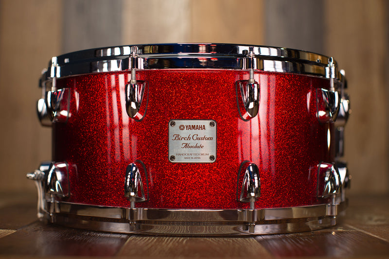 YAMAHA 14 X 7 ABSOLUTE BIRCH SNARE DRUM, RED