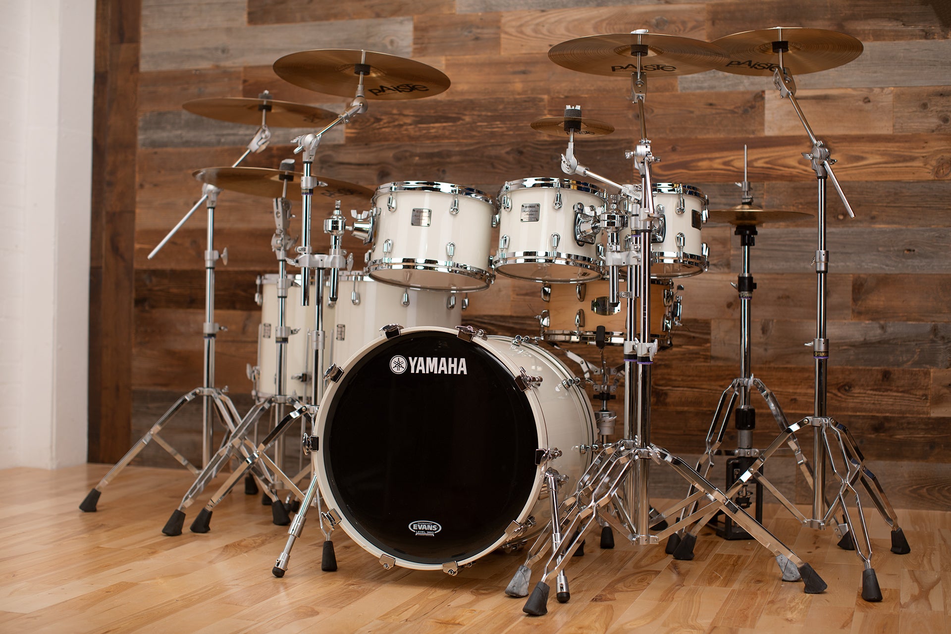 yamaha-maple-custom-absolute-nouveau-6-piece-drum-kit-white-mica-pre